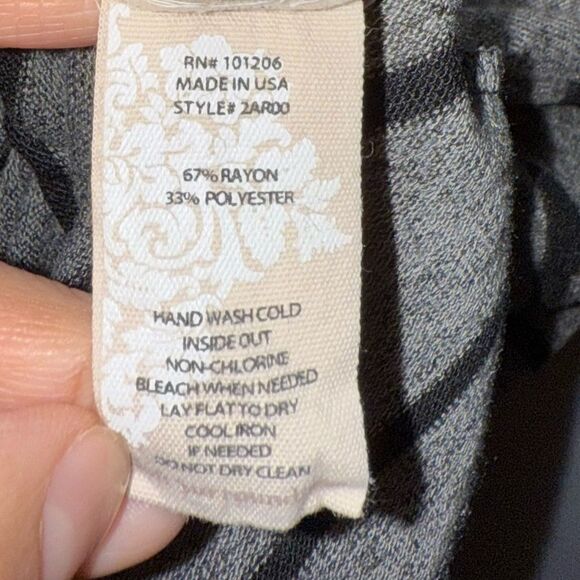 Soft Surroundings Soft Cozy Gray and Black Stripe Tunic Top Women's Size XL EUC - Picture 6 of 8